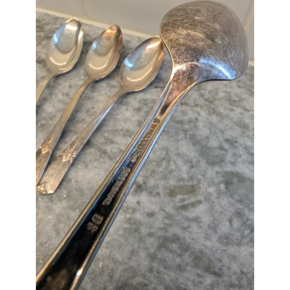 Lot of 4 International Silver Wm. Rogers TREASURE Silverplated  Teaspoons‎ 1940